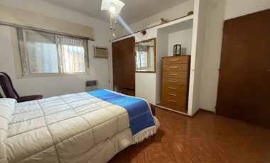 VENTA CASA 2 DORMITORIOS CON COCHERA EN FISHERTON