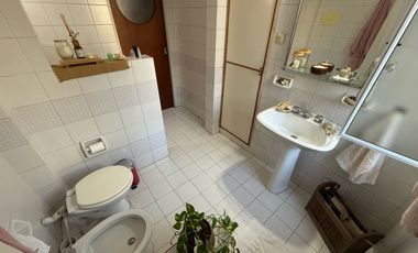 VENTA CASA 2 DORMITORIOS CON COCHERA EN FISHERTON