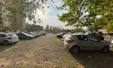 VENTA Departamento en edificio en Torre Altos de Muñiz , 4 ambientes, espacio guardacoches.