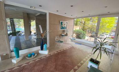 VENTA Departamento en edificio en Torre Altos de Muñiz , 4 ambientes, espacio guardacoches.