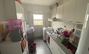 VENTA Departamento en edificio en Torre Altos de Muñiz , 4 ambientes, espacio guardacoches.