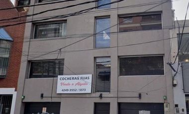 Cochera en venta en Lanús