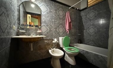 Propiedad a la venta ph y local comercial en Wilde