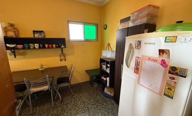 Propiedad a la venta ph y local comercial en Wilde