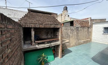 Propiedad a la venta ph y local comercial en Wilde