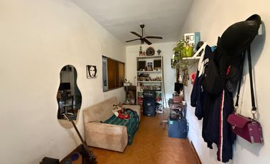 Propiedad a la venta ph y local comercial en Wilde