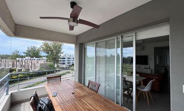 Lagoon Pilar |Venta| Departamento de 3 ambientes con balcón y parrilla en gran complejo