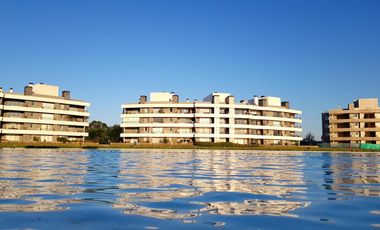 Lagoon Pilar |Venta| Departamento de 3 ambientes con balcón y parrilla en gran complejo