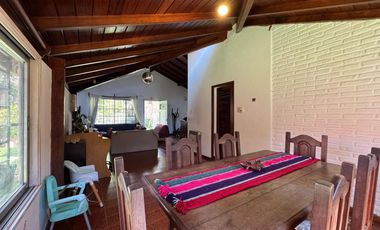 CASA A LA VENTA 3 DORMITORIOS PATIO VERDE Y PISCINA EN FISHERTON