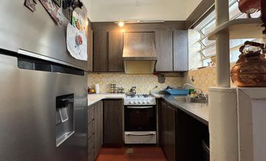 CASA A LA VENTA 3 DORMITORIOS PATIO VERDE Y PISCINA EN FISHERTON