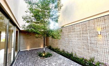 Casa en Venta lomas de juriquilla con sótano