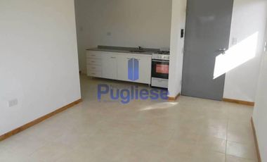 VENTA DEPARTAMENTO 2 AMBIENTES CON PATIO Y COCHERA - MORENO