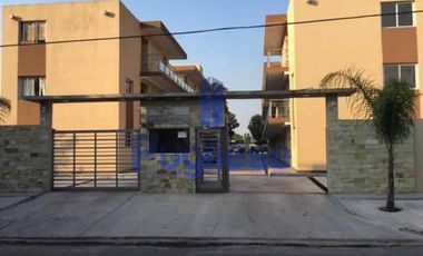 VENTA DEPARTAMENTO 2 AMBIENTES CON PATIO Y COCHERA - MORENO