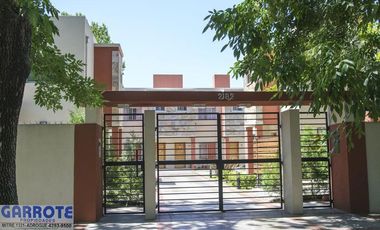 DUPLEX MODERNO - ZONA RESIDENCIAL - J. MARMOL