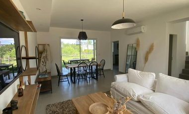 PH a estrenar con excelente ubicacion en DECS Tortugas | Pilar