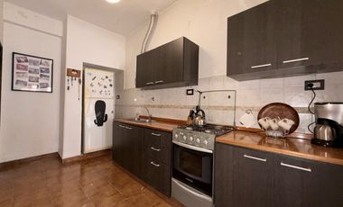 VENTA - Casas en Venta, PB y PA, Pasillo Unico (NO PH), Republica de la Sexta, Rosario