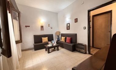 VENTA - Casas en Venta, PB y PA, Pasillo Unico (NO PH), Republica de la Sexta, Rosario