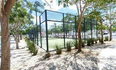 CASA VENTA MERIDA EN ESQUINA CON ROOF GARDEN Y JACUZZI