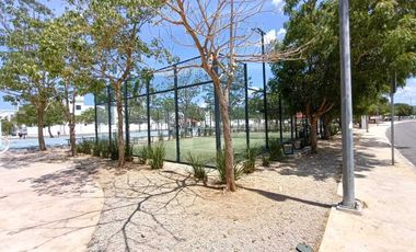 CASA VENTA MERIDA EN ESQUINA CON ROOF GARDEN Y JACUZZI