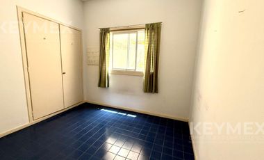 VENTA DEPARTAMENTO 3 AMBIENTES LA LUCILA CON 2 PATIOS LATERALES