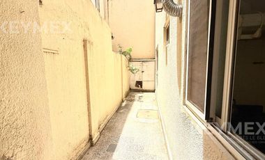 VENTA DEPARTAMENTO 3 AMBIENTES LA LUCILA CON 2 PATIOS LATERALES