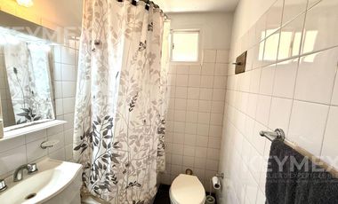 VENTA DEPARTAMENTO 3 AMBIENTES LA LUCILA CON 2 PATIOS LATERALES