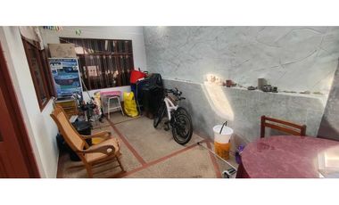 Casa urbana de 437 M2 en 720 mill en #lamesa Cund con zona verde