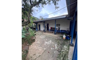 Vendo extraordinaria casa Lote en Sabaneta sector la Doctora