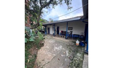 Vendo extraordinaria casa Lote en Sabaneta sector la Doctora