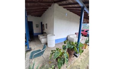 Vendo extraordinaria casa Lote en Sabaneta sector la Doctora