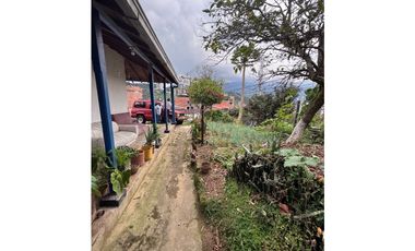 Vendo extraordinaria casa Lote en Sabaneta sector la Doctora