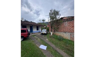 Vendo extraordinaria casa Lote en Sabaneta sector la Doctora