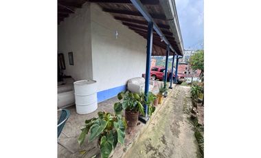 Vendo extraordinaria casa Lote en Sabaneta sector la Doctora