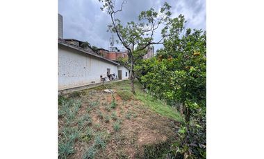 Vendo extraordinaria casa Lote en Sabaneta sector la Doctora