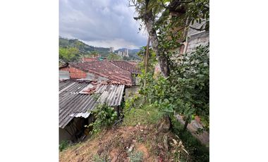 Vendo extraordinaria casa Lote en Sabaneta sector la Doctora