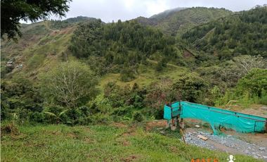 Finca en Venta – Santo Domingo, Antioquia