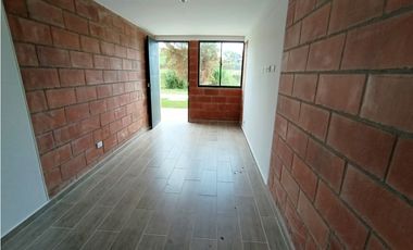 Arriendo casa primer piso en El Carmen de Viboral