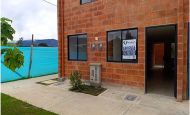 Arriendo casa primer piso en El Carmen de Viboral