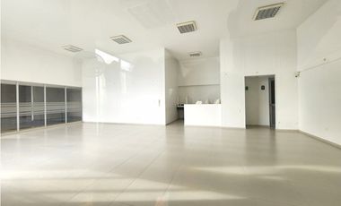 ARRIENDO APTO PRIMER PISO TORINO CALLE 200