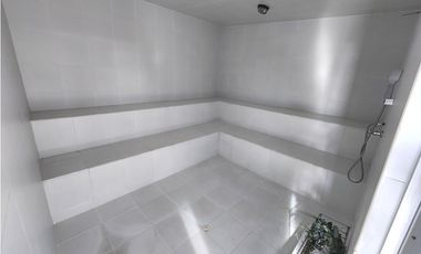 ARRIENDO APTO PRIMER PISO TORINO CALLE 200