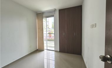 ARRIENDO APTO PRIMER PISO TORINO CALLE 200