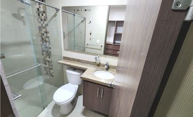 ARRIENDO APTO PRIMER PISO TORINO CALLE 200