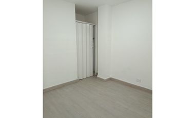 Se Arrienda casa en el Parque - Itagui