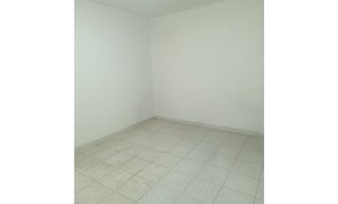 Se Arrienda casa en el Parque - Itagui