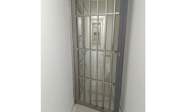 Se Arrienda casa en el Parque - Itagui