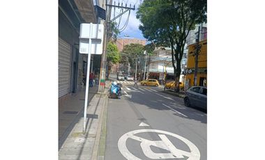 Se Arrienda casa en el Parque - Itagui