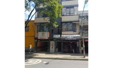 Se Arrienda casa en el Parque - Itagui