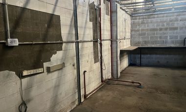 Amplio galpón a la venta en Luján con muy buenos accesos en zona céntrica