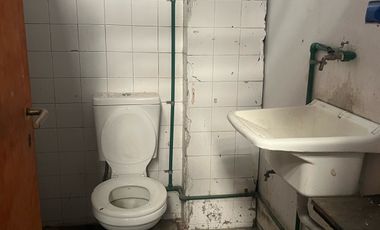 Amplio galpón a la venta en Luján con muy buenos accesos en zona céntrica