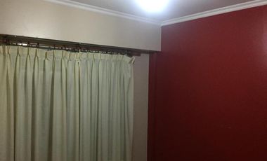 INMUEBLE RE TASADO -PH de 3 ambientes con cochera fija. Lomas de Zamora Este. VENTA DIRECTA